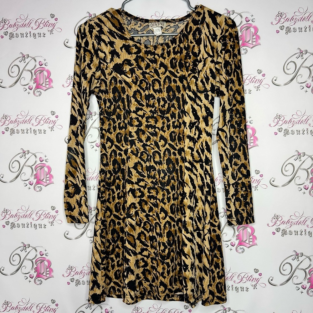 divine USA dress cheetah print animal print long sleeve flowy bottom stretchy